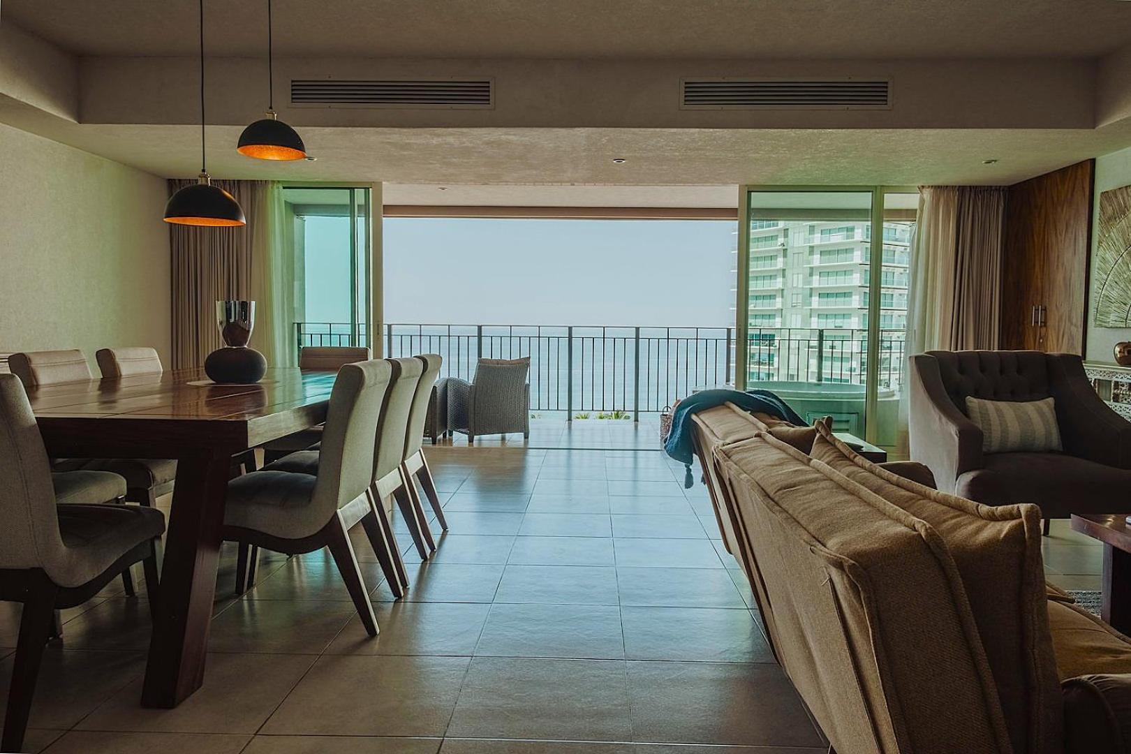 Grand Venetian Beachfront Condos Puerto Vallarta Exterior foto