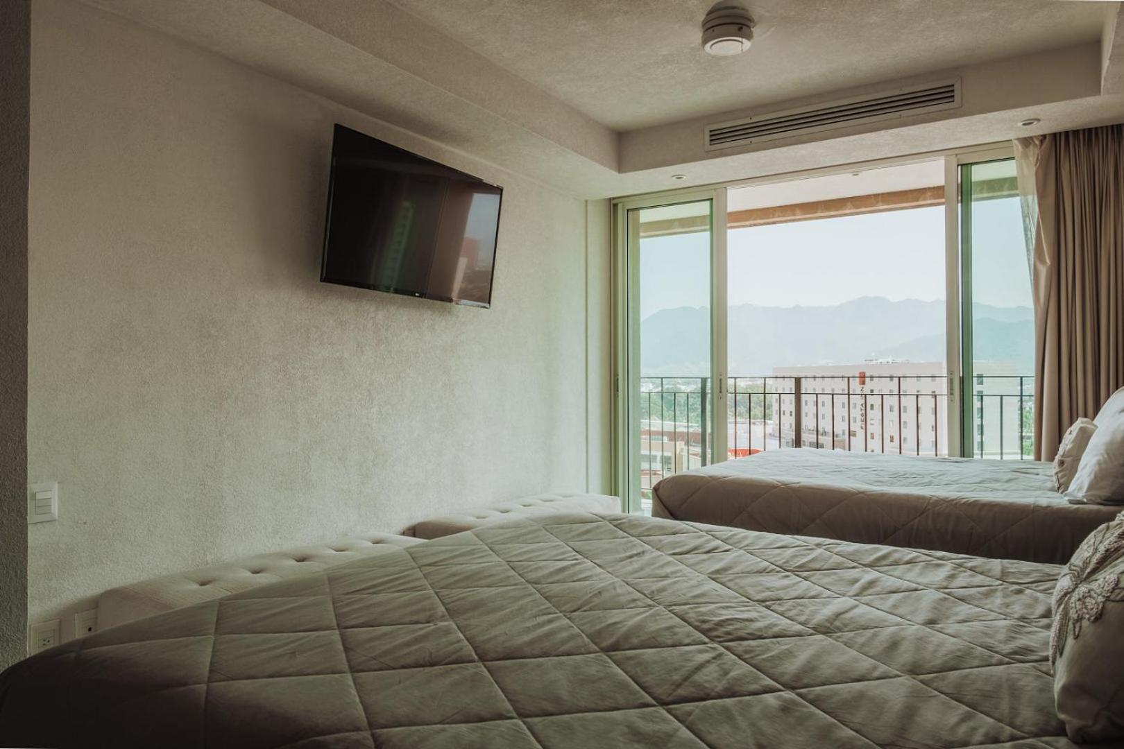 Grand Venetian Beachfront Condos Puerto Vallarta Exterior foto